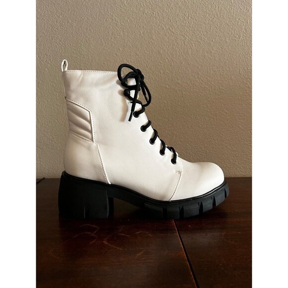 MIA Womens Mila Combat Boots Sz 8. 5M Lug Sole White Black Zip Lace Up Vegan - Picture 5 of 8